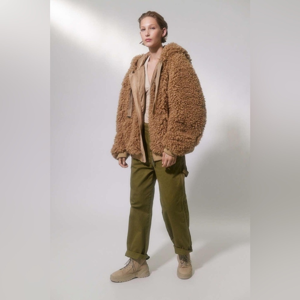 URBAN OUTFITTERS Women's Brown UO Casey Sherpa Hooded Zip-up Jacket